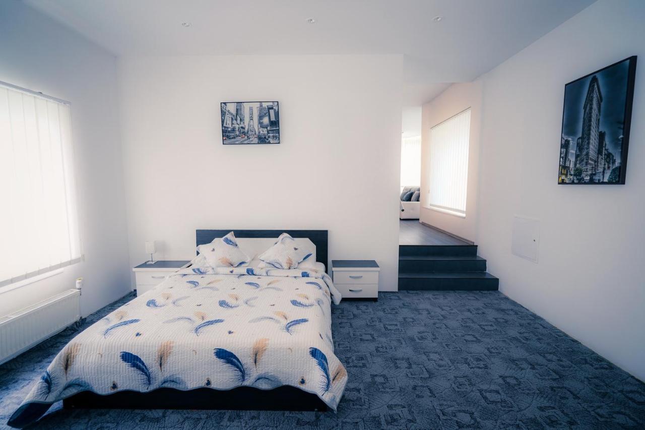Pensiunea Dolce Timişoara Extérieur photo