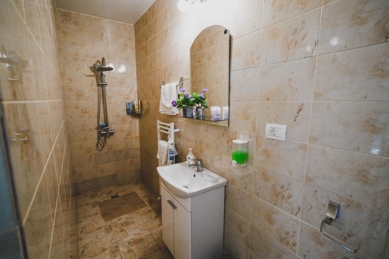 Pensiunea Dolce Timişoara Extérieur photo